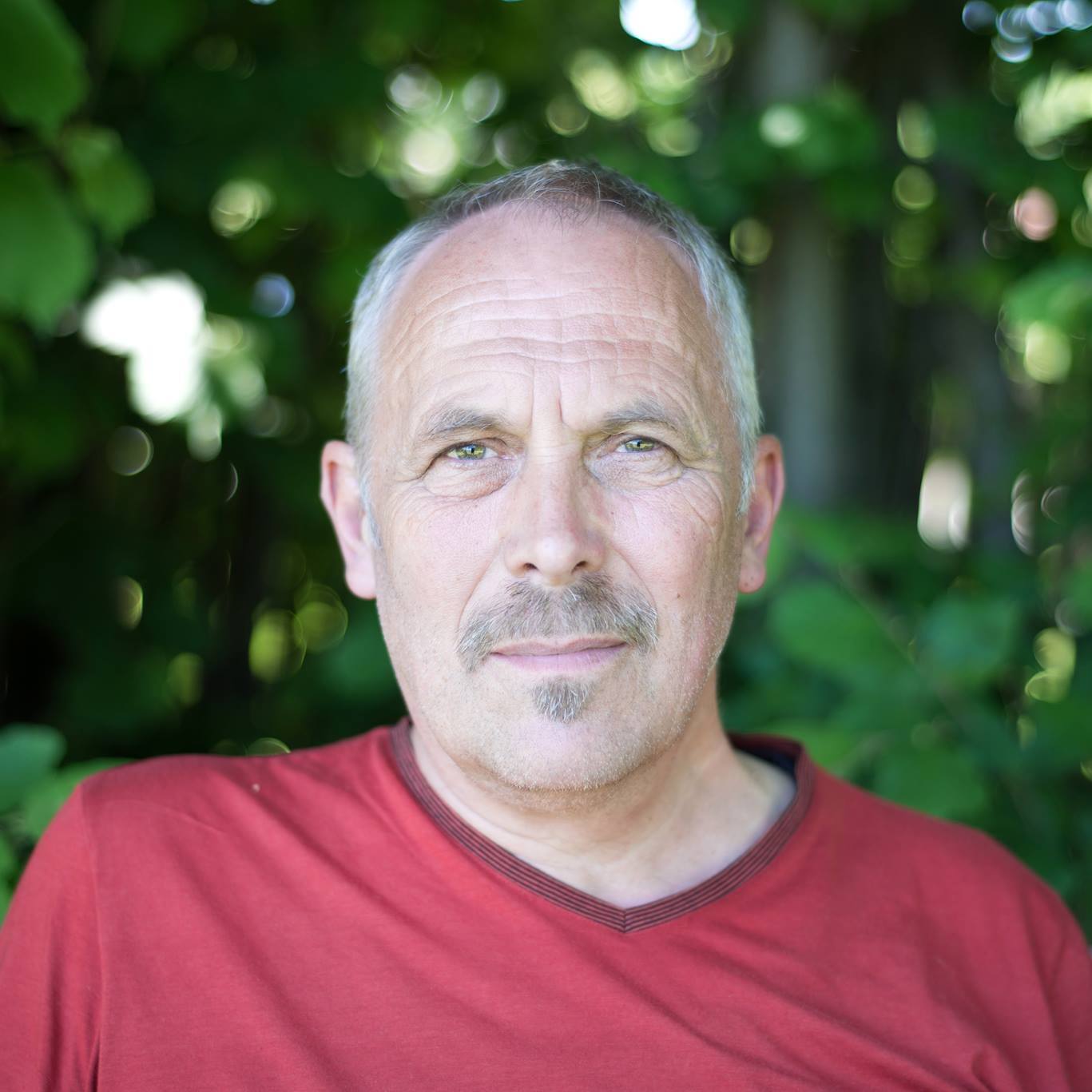 Pavel Vašát je emeritní pastor církve Hosana a současný nadšený misionář na Balkáně.